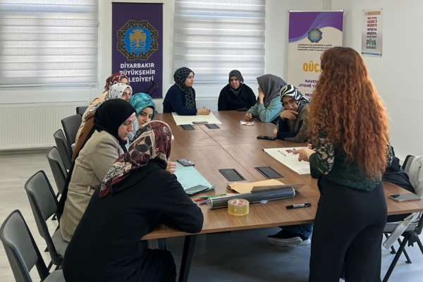 Diyarbakır’da “Kadın Sağlığı Eğitim Programı” başladı<