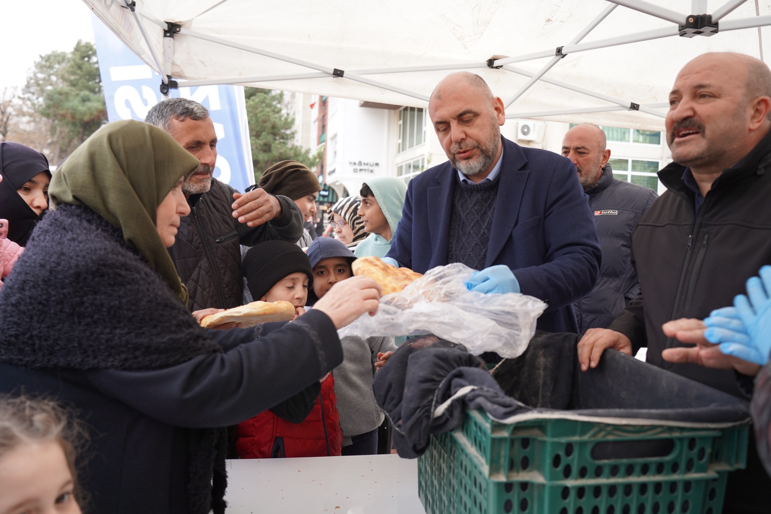 Orhangazi Belediyesi’nden Ramazan boyunca pide ikramı