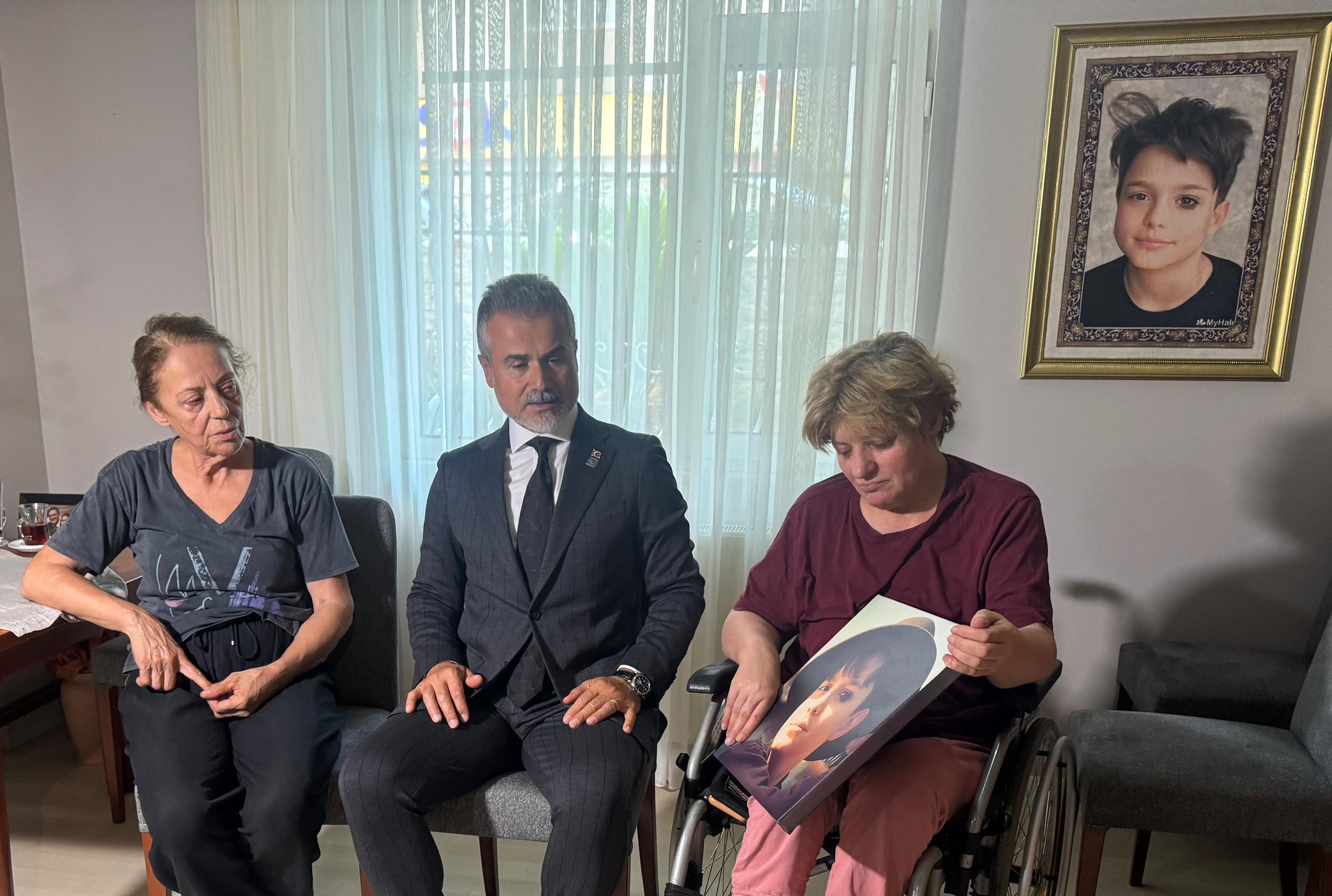 Yeniden Refah Partisi'nden Minguzzi ailesine destek ziyareti