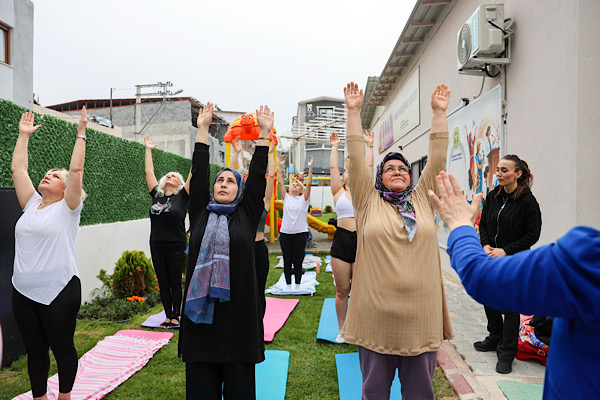 Gülşah Durbay Kadın Danışma Merkezi’nde yoga eğitimleri başladı<