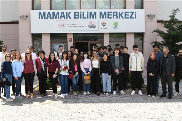 Romanyalı öğrencilerden Mamak’a ziyaret <