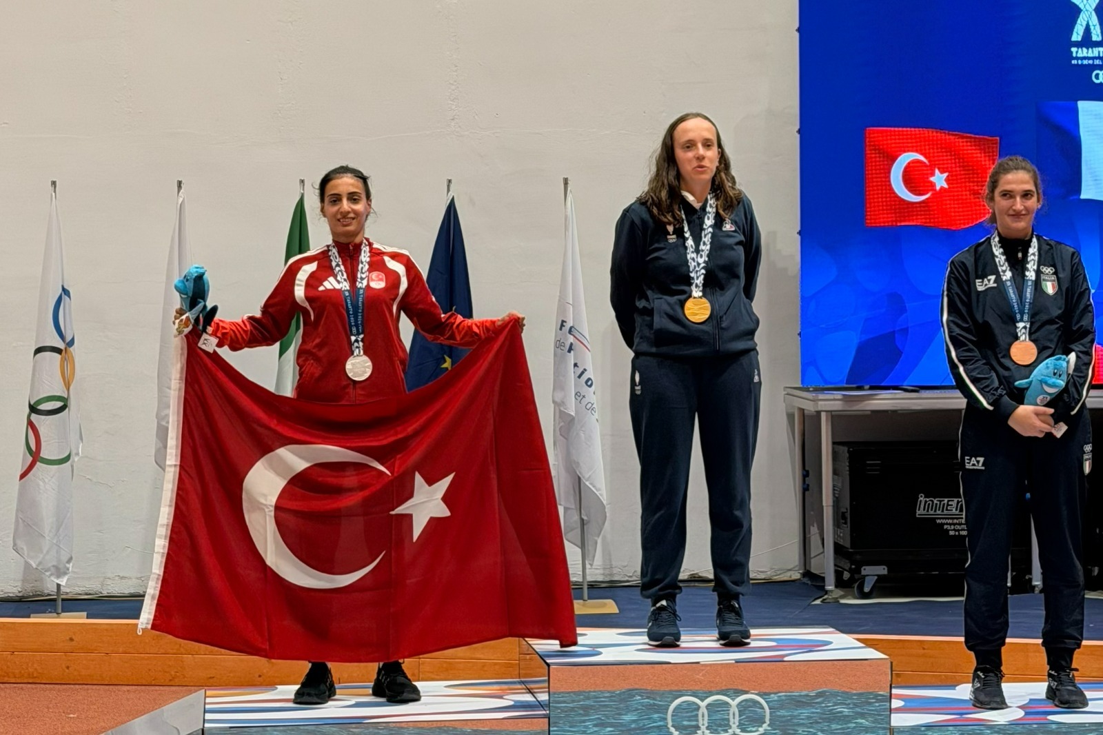 Akdeniz Oyunları’nda Mine Türker’den Bursa’ya gümüş madalya<