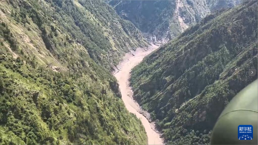 Başbakan Li Qiang, heyelanın vurduğu Xizang bölgesine ulaştı<