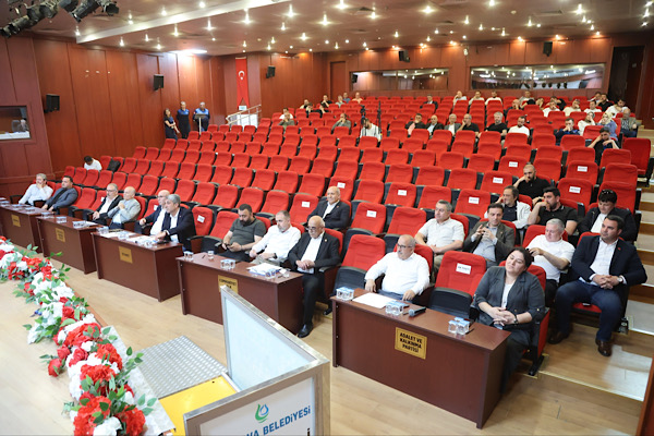 Çayırova Belediyesi Mayıs ayı meclis toplantısının ikinci birleşimi yapıldı<