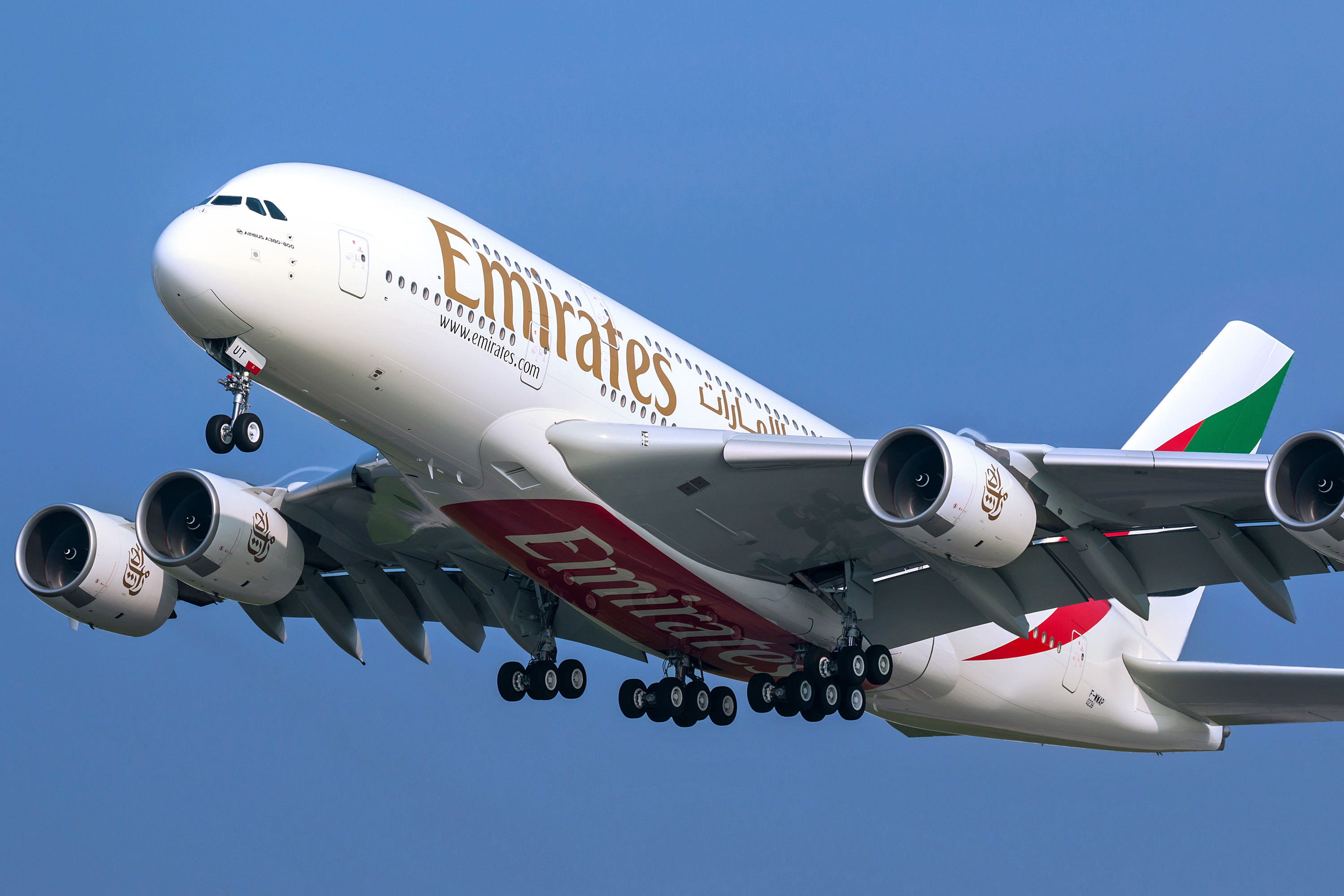 Emirates, Sidney seferlerini A380 ile gerçekleştireceğini duyurdu