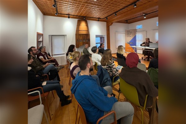 Kültür Fabrikası’nda sanat söyleşileri başladı<