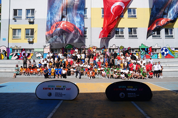 Kartal Belediyesi Yaz Spor Okulu'nda ilk dönem tamamlandı