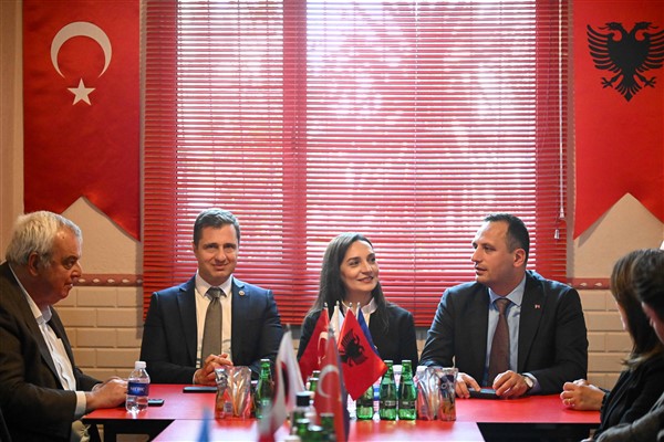 Başkan Eşki: Dayanışmayla daha adil bir dünya<