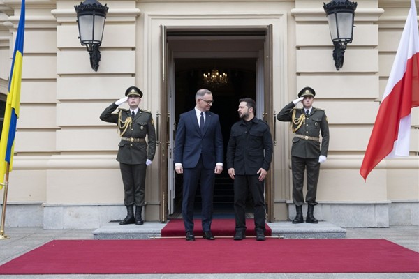 Zelenski, Polonya Cumhurbaşkanı Duda ile görüştü <