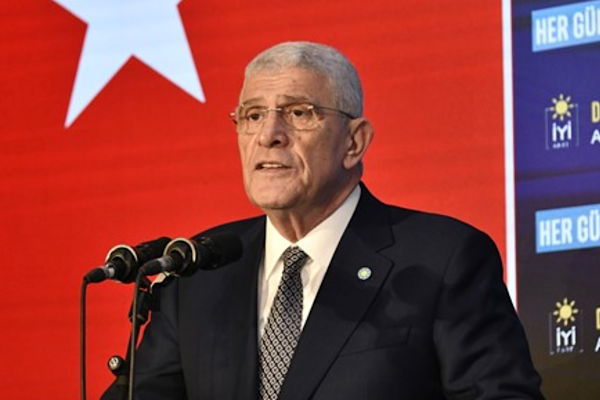 Dervişoğlu, Ukrayna’nın Ankara Büyükelçisi Dzhelialov ile görüştü