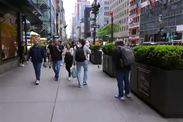 New York, enflasyon nedeniyle vatandaşlarına 2 milyar dolar dağıtacak<