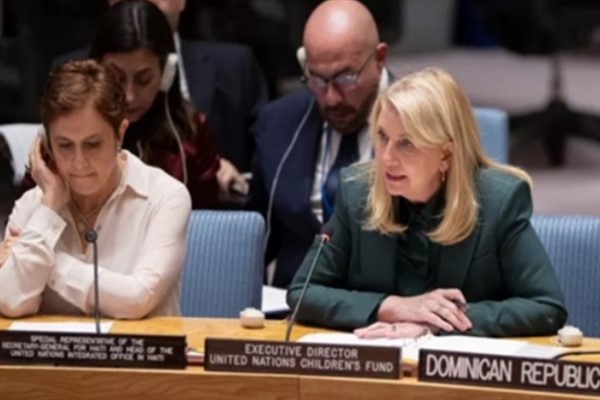 UNICEF İcra Direktörü Russell'dan Tokyo Valisi Koike ile görüşme