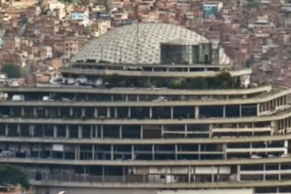 Venezuela, ''barışı pekiştirmek'' için siyasi tutukluları serbest bırakmaya başladı