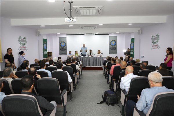 Eş Başkan Hatun, Yenişehir’de mahalle muhtarları buluşmasına katıldı<