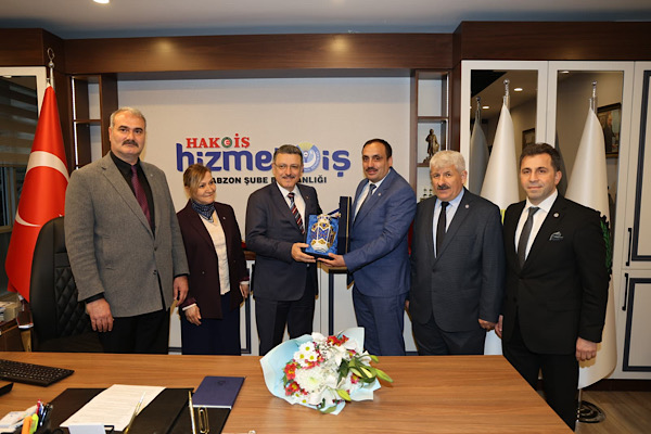 Başkan Genç, Hizmet-İş Sendikası’nı ziyaret etti<