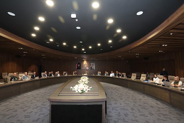 Kocaeli’de sahipsiz sokak hayvanları için belediye başkanlarıyla toplantı yapıldı<