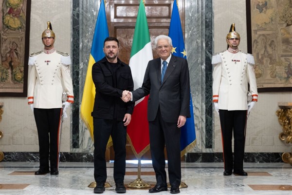 Zelenski, İtalya Cumhurbaşkanı Mattarella ile görüştü<