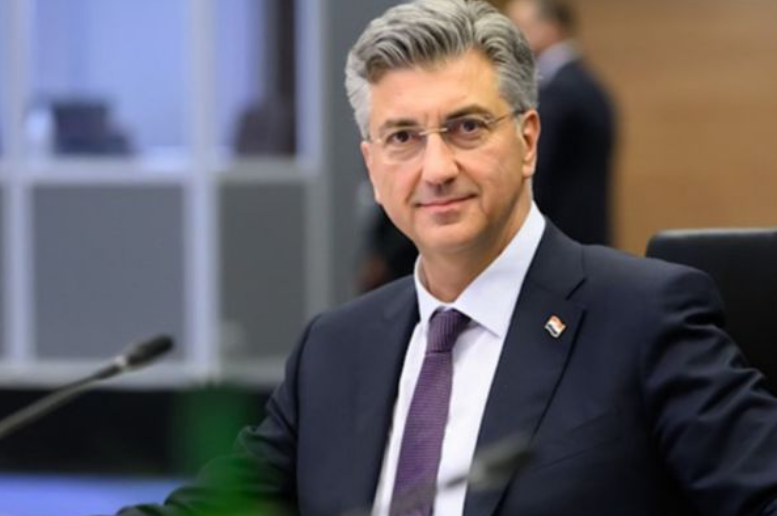 Plenkovic: Kosova’nın AB ve Avrupa Konseyi üyeliği yolunu desteklemeyi sürdürüyoruz<
