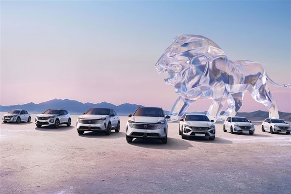 Peugeot yeni yol haritasını 3’üncü E-Lion Günü 2025’te açıkladı