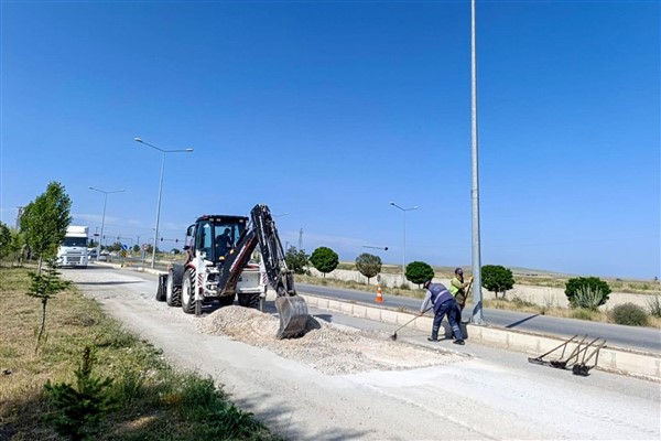 Van Büyükşehir'den yol çalışması