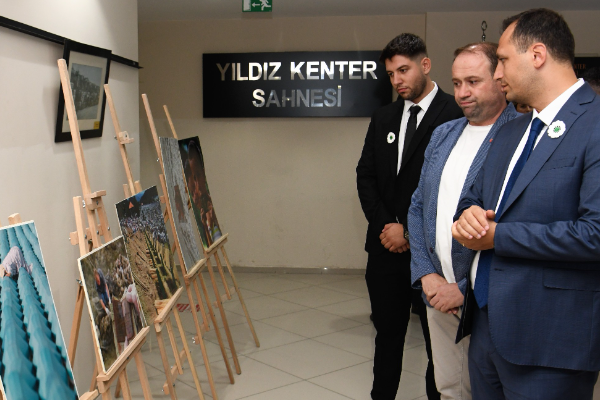 Bornovalılar Srebrenitsa Katliamı'nı andı<