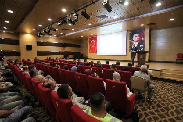 Kepez personeline iş sağlığı ve güvenliği eğitimi <