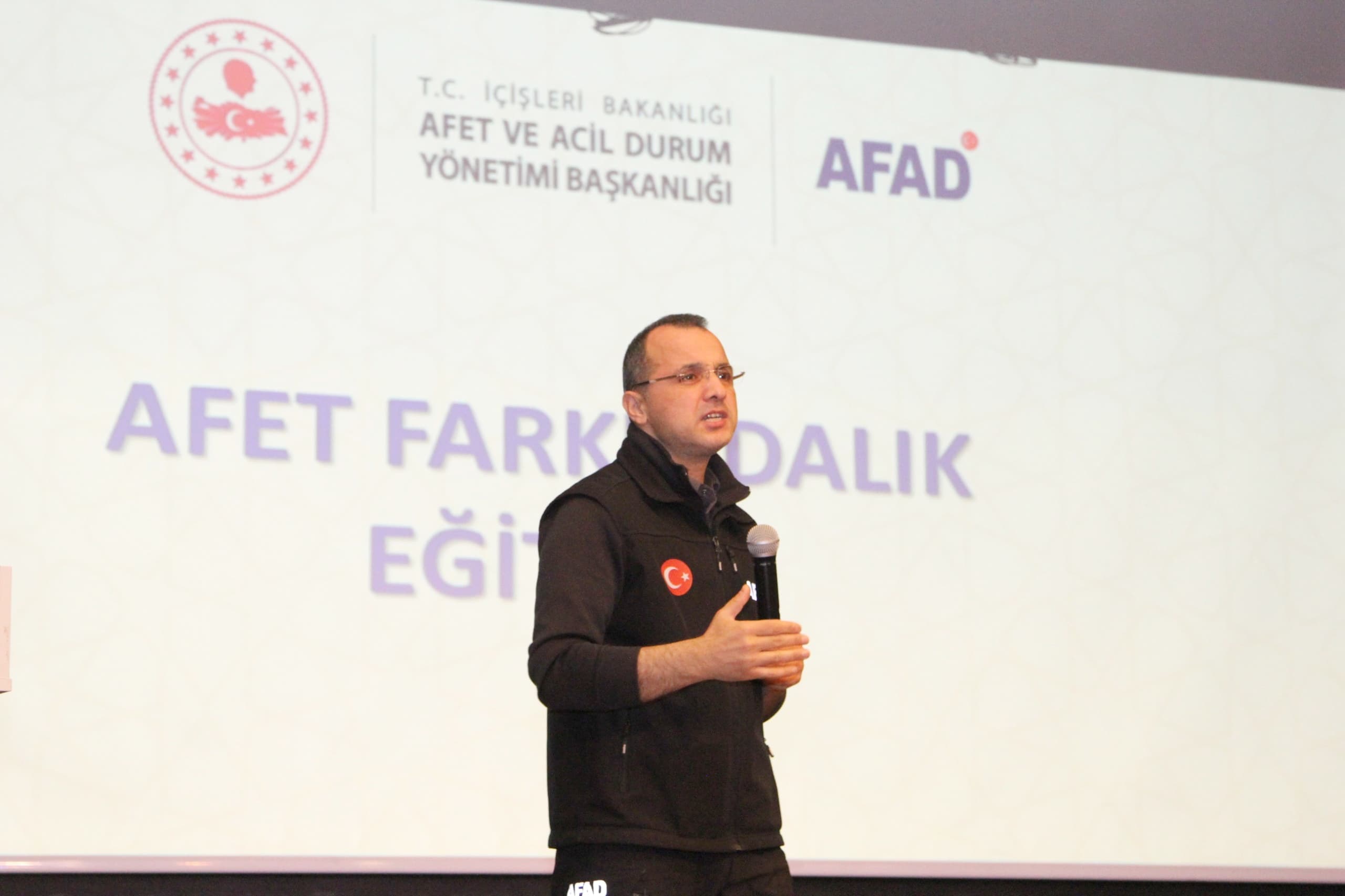 Giresun Belediyesi personeline afet farkındalık eğitimi