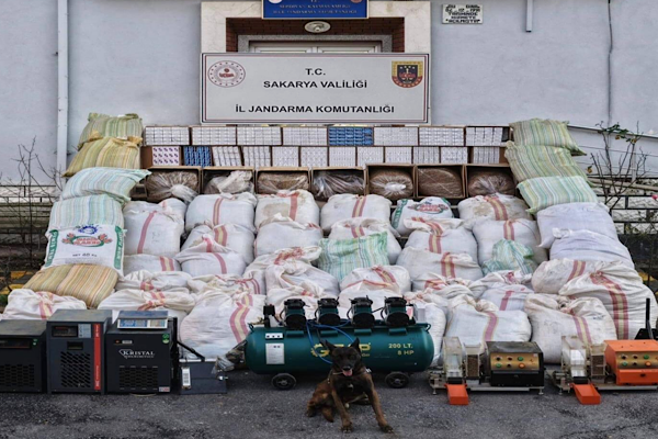 Sakarya’da kaçak tütün operasyonu