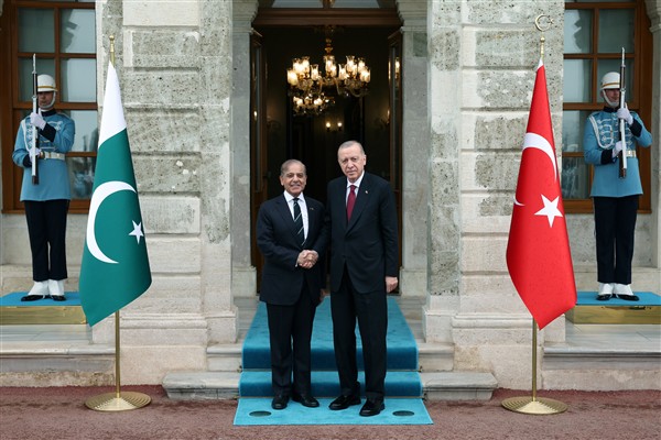 Cumhurbaşkanı Erdoğan, Pakistan Başbakanı Şerif'i kabul etti