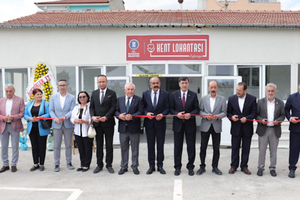 Kütahya’da Zafertepe Kent Lokantası hizmete açıldı