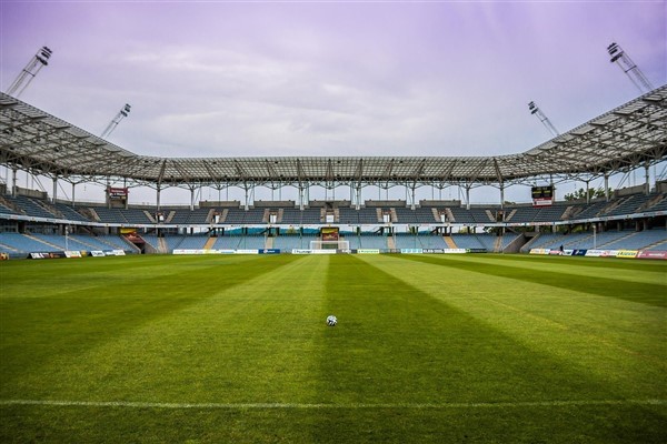 Hareket Proje, Al Dhafra FC'ye sponsor oldu<