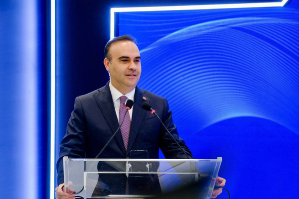 Bakan Kacır, Afyonkarahisar’da Mesalas Lastik Fabrikası’nı ziyaret etti