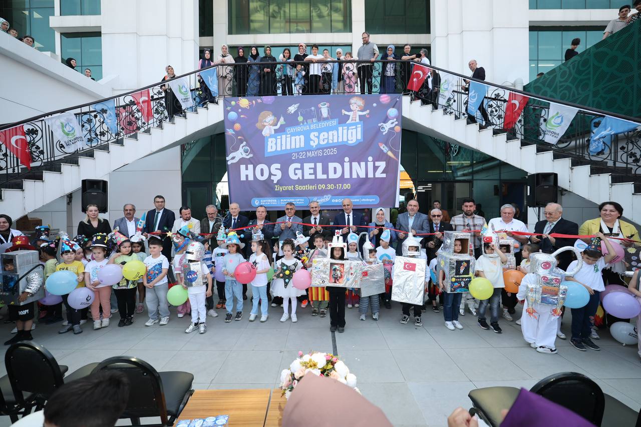 Çayırova Belediyesi Bilim Şenliği kapılarını açtı<