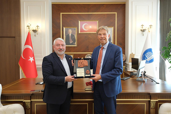 Hollanda'nın Ankara Büyükelçisi Wijnands, Başkan Aşgın’ı ziyaret etti<