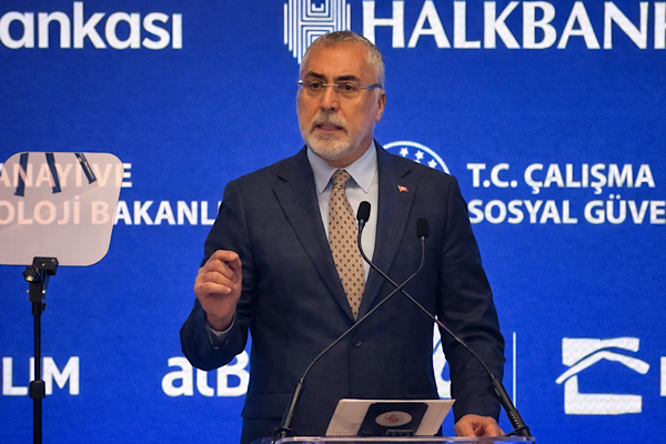 Bakan Işıkhan, Yüksek Hakem Kurulu Başkanı Göktaş’ı kabul etti