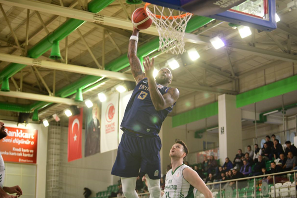 Çayırova Belediyesi'nden 10'uncu galibiyet