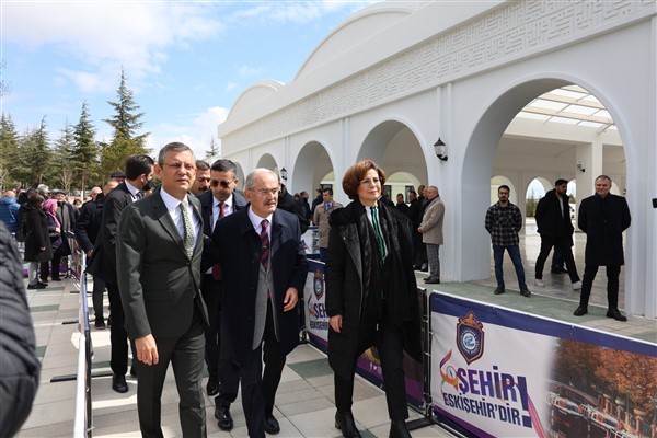 Eskişehir’de 100. Yıl Camisi ve Tesisleri hizmete açıldı