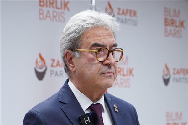 Şehirlioğlu: Ümit Özdağ'ın tutukluluğu bir kez daha uzatıldı<