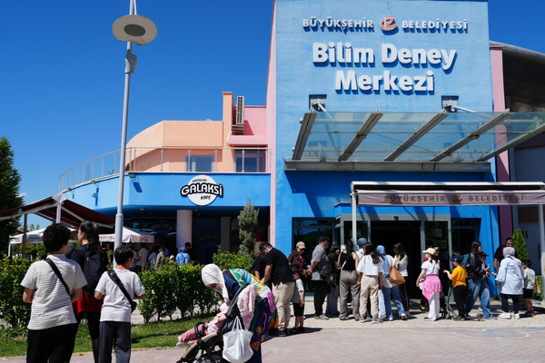 Eskişehir’de bayramda 116 bin ziyaretçi ağırlandı<