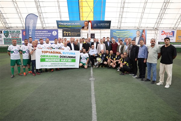 Derince Hemşehri Dernekleri Futbol Turnuvası başladı<