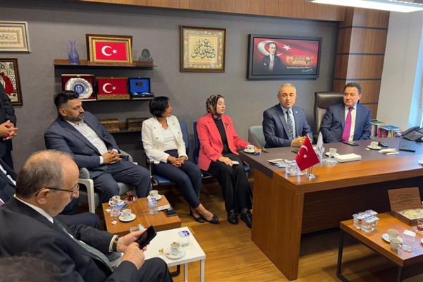 Öztürk: Yasa derhal Anayasa Mahkemesi’ne taşınmalı<