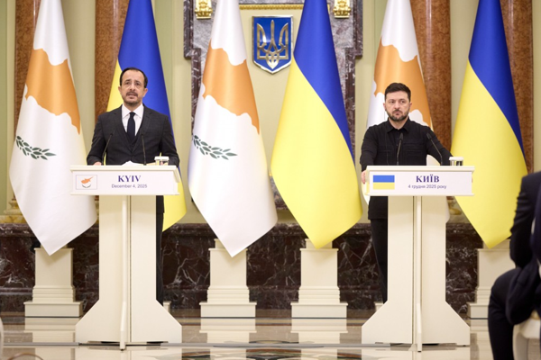 Zelenski, Güney Kıbrıs Cumhurbaşkanı Hristodulidis ile görüştü<