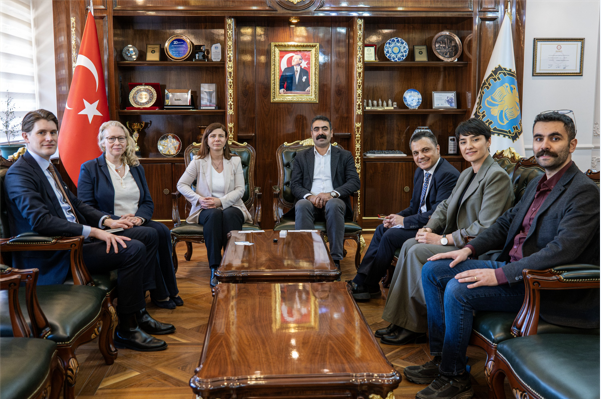 Eş Başkanlar, İsveç Büyükelçi Vekilini ağırladı<