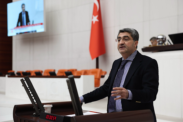 Ekmen: 6 Şubat, hafızalarımızdan asla silinmeyecek bir kırılma noktasıdır