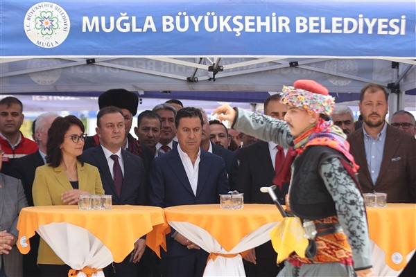 Çam Balı Hasat Şenliği gerçekleşti<