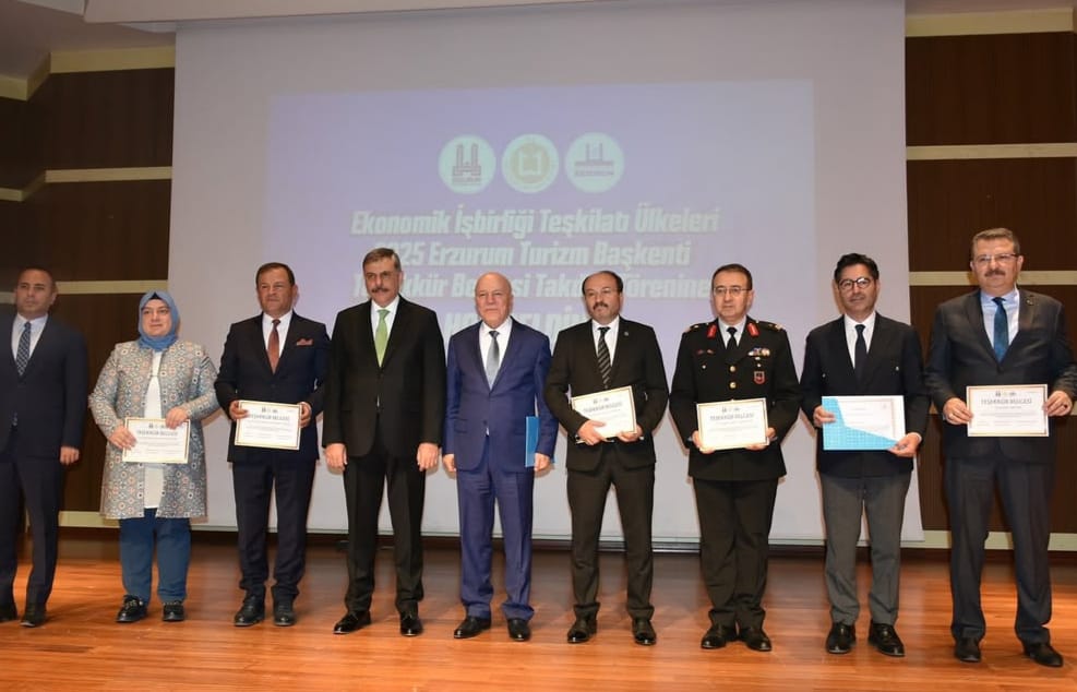 EİT 2025 Teşekkür Belgesi Takdim Töreni gerçekleştirildi<
