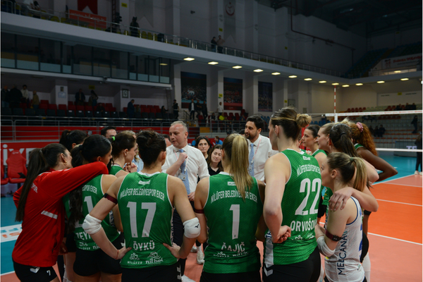 Nilüfer Belediyespor seriyi 2-0 kazanarak sezonu 7’nci tamamladı<