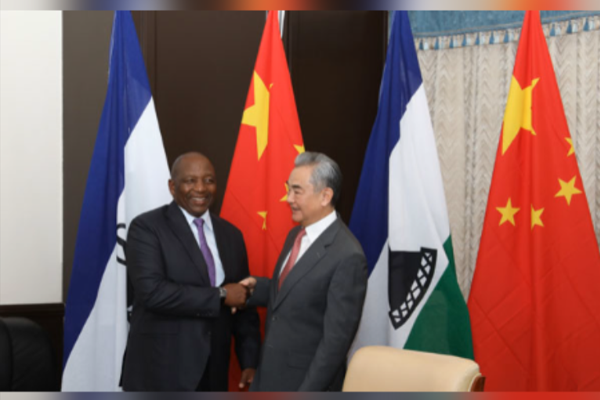 Wang Yi: Çin ile Afrika sonsuza kadar birlikte duracak<