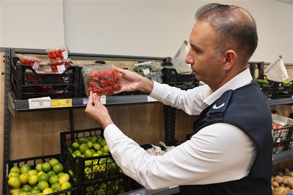 Nilüfer’de marketlerde denetim yapıldı