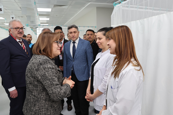 Şahin’den Gaziantep OSB Travmatik Acil Durum Hastanesi’ne ziyaret